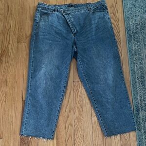 Universal Standard Katie Crossover Jeans